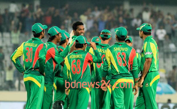 23_Asia-Cup_Bangladesh-vs-Srilanka_Sangakara-out_060214_0003
