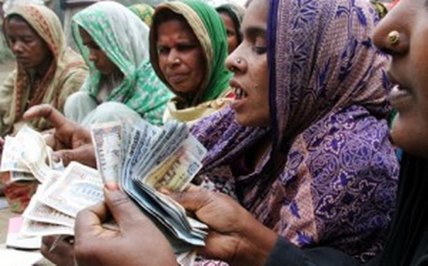 bangladesh_microfinance_z-300x201