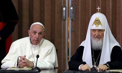 Pope-Francis-and-Russian-Orthodox-Patriarch-Kirill
