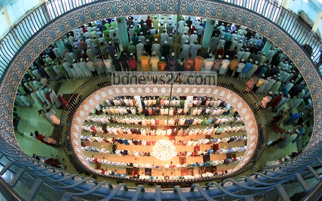 01_Eid-ul-Fitr_Baitul+Mukarram+National+Mosque_170715__0005