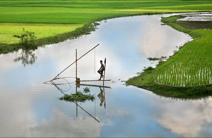 bangladesh_fishing_2006-690x450