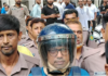 পিপির উদ্দেশে পলক বললেন, ‘তাঁর ওই স্থান থেকে আমার এই স্থানের দূরত্ব বেশি নয়’