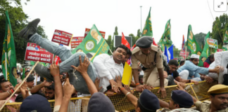দিল্লিতে হাজার হাজার আটক, ধ্রুব রাঠি ও তেলাপোকাদের ঠেকাতে পুলিশ তৎপর