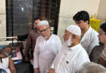 হামলায় আহত জামায়াত নেতাকে দেখতে হাসপাতালে গেলেন শফিকুর রহমান